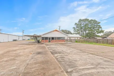Remodeled Commercial Building with Warehouse
