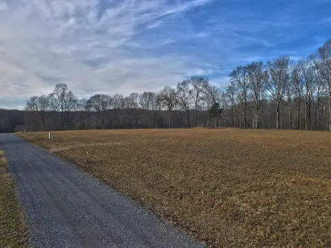 Residential Land in Russell Springs