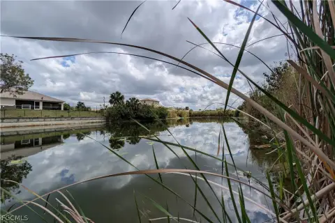 Waterfront Land in Cape Coral