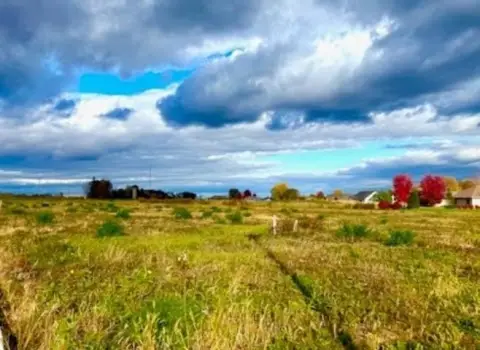 Residential Land Near Golf Course