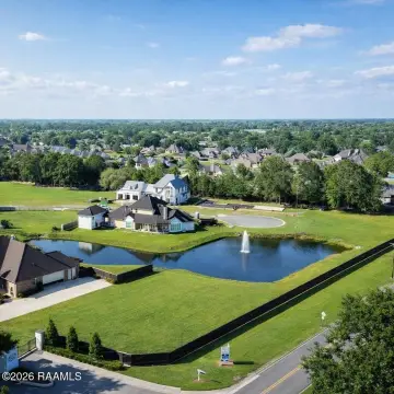 Residential Land in Lafayette, LA
