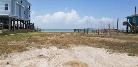 Bay Front Lot in Rockport