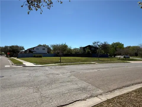 Residential Lot Near Malibu Park