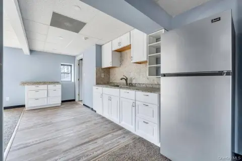 Professional Office Suite with Private Rooms