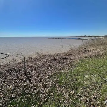 Lake Michigan Waterfront Land