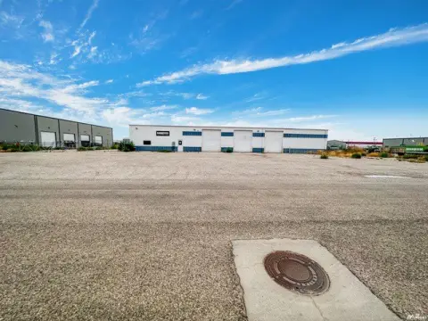Industrial Flex Space with Truck Yard