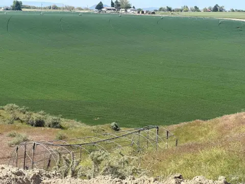 Land with Expansive Views