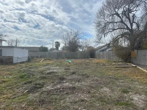 Residential Land in Flour Bluff