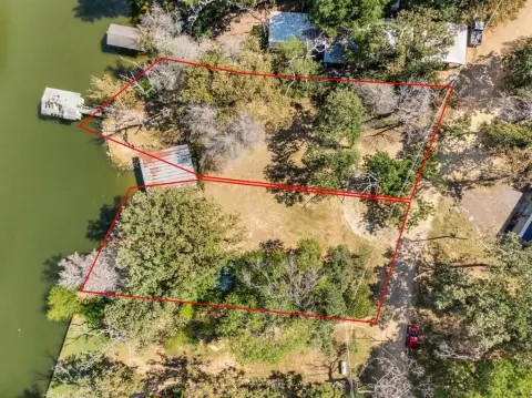 Lakefront Lots on Cedar Creek