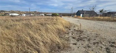 Land in Enchanted Lakes, Azle