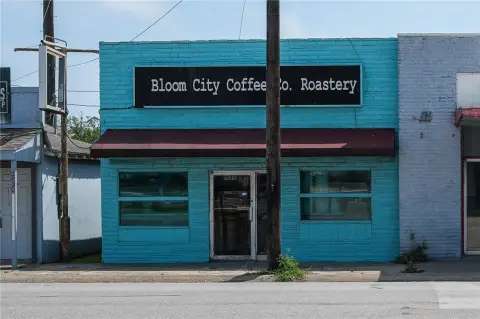 Ingleside Commercial Space on Main