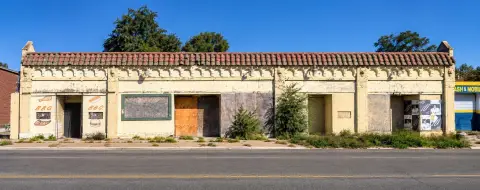 5-Unit Storefront Property