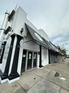 Restaurant Space with Parking