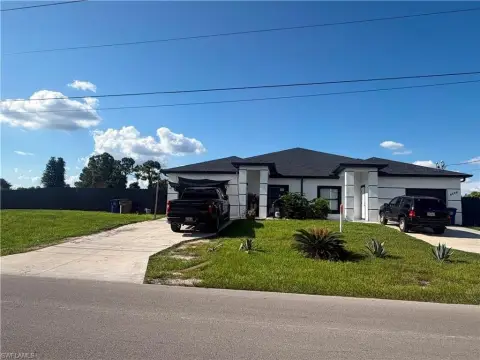New Construction Duplex with Garages