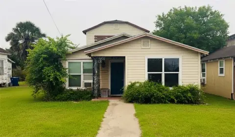 Turnkey Multifamily Residence with Four Units