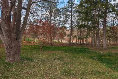 Naples, NY Quarter-Acre Lot