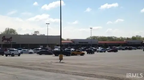 Retail Space in Cherry Tree