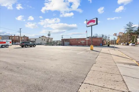 Mixed-Use Property with Full Bar