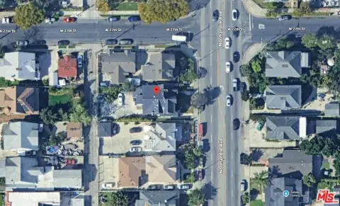 Remodeled Duplex Near USC