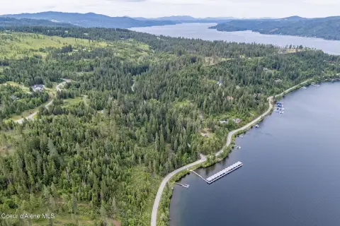 Lake-View Waterfront Land