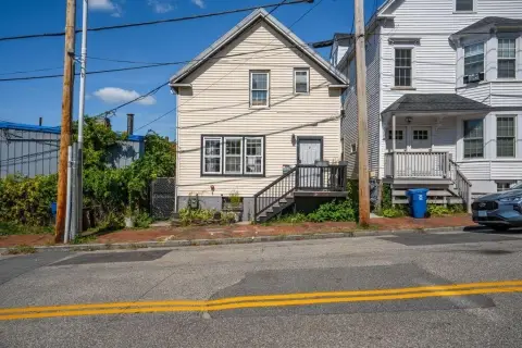 Well-Maintained Two-Unit Multifamily Property