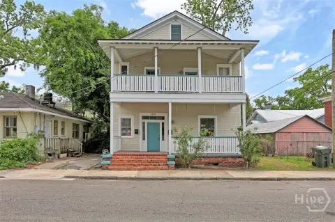 Renovated Duplex with Fenced Yard