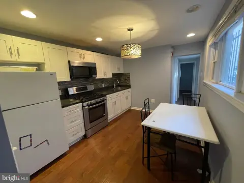 Three-Unit Triplex with CMX-2 Zoning