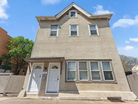 Mixed-Use Quadplex with Garage