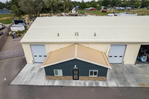 Flex Space with Overhead Doors