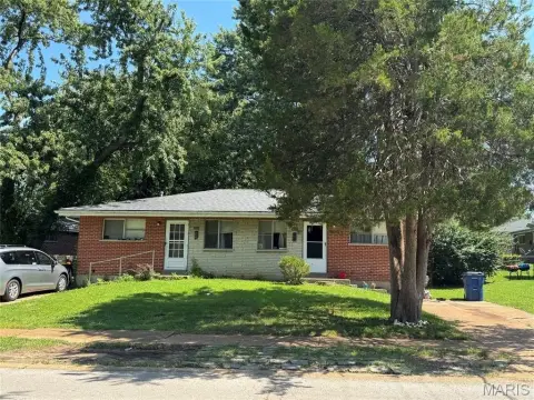 Brick Duplex with Separate Basements