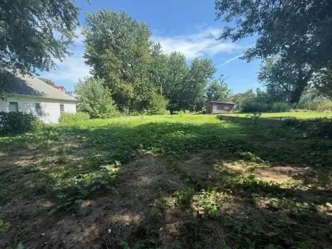 Level Commercial Land Parcel