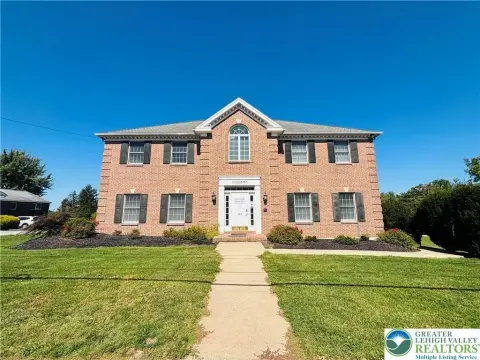 Allentown Flex-Space Office with Visibility