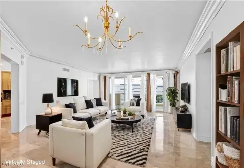 Turnberry Place High-Rise Residence