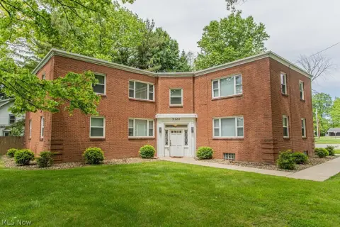 Updated Six-Unit Apartment Building