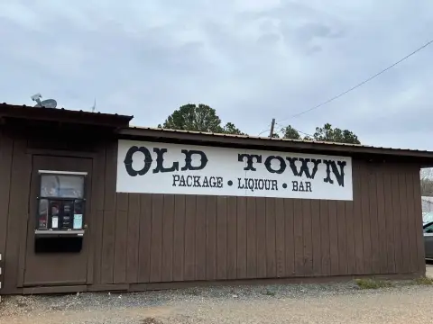 Turnkey Commercial Property in Pelican, LA