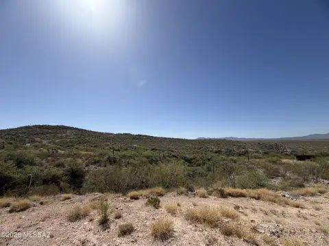 Land in Vail, Arizona