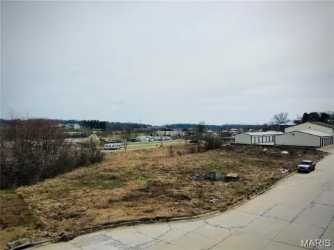 Commercial Land