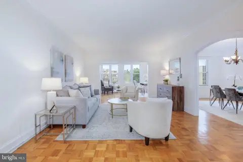 Two-Bedroom Residential Income Apartment