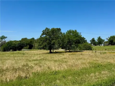 2.75 Acre Land in College Station