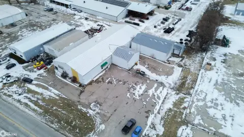 Versatile Commercial Space on Broadway