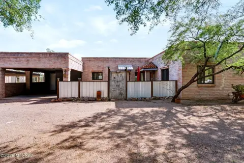 Mixed-Use Property with Casita