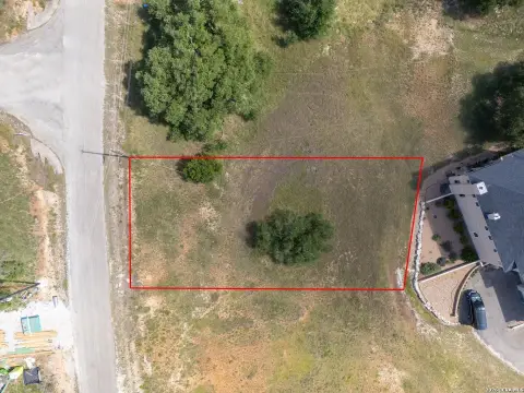 Residential Homesite in Hill Country Community