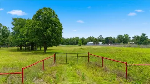 2 Acres in Beaver Creek