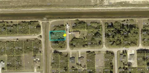 Canal-Front Lot in Lehigh Acres