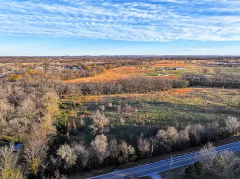 Versatile Land in Grove, Oklahoma