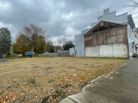 Vacant Land in Upper Troy