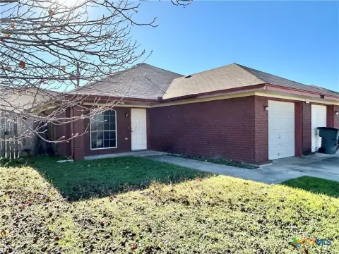 Income-Generating Duplex Near Fort Hood