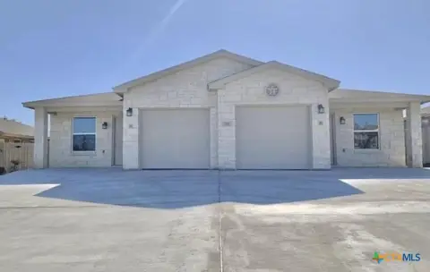Well-Maintained Duplex in Killeen, TX