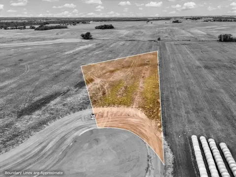 Residential Land in Elm Mott, TX