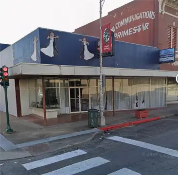 Downtown Alice Commercial Space Available